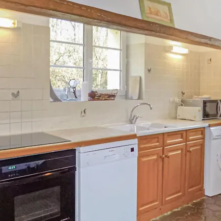 Beautiful In With Kitchen Holiday home *